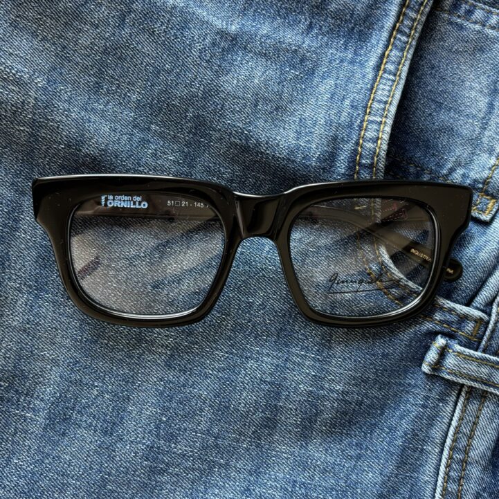 Anteojo Homenaje a la Orden del Tornillo - Receta Negro