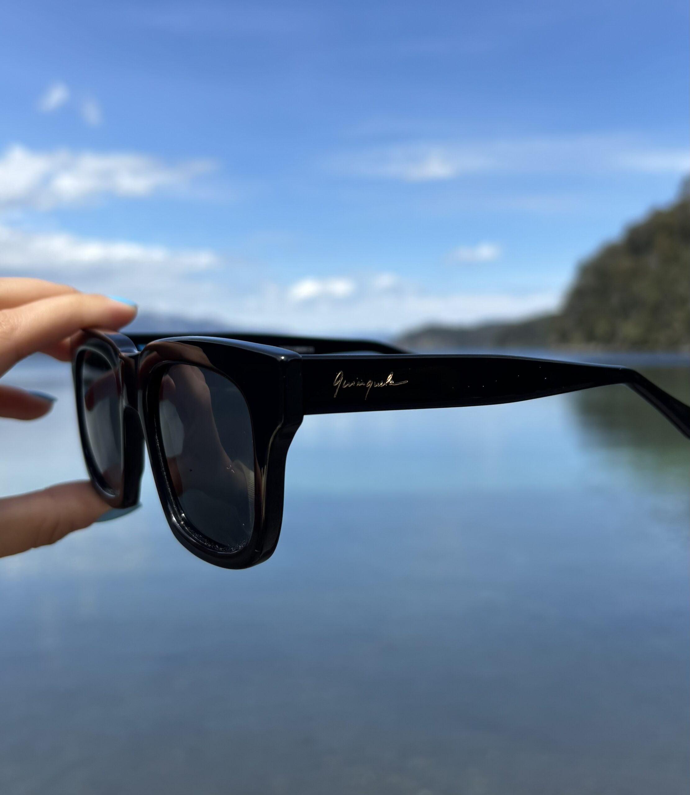 Anteojo Homenaje a la Orden del Tornillo - Sol Negro - Image 6